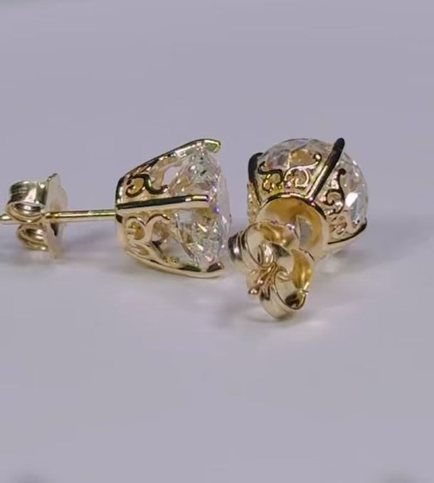 360 View Lab Grown Gold Diamond Eternal Scroll Studs